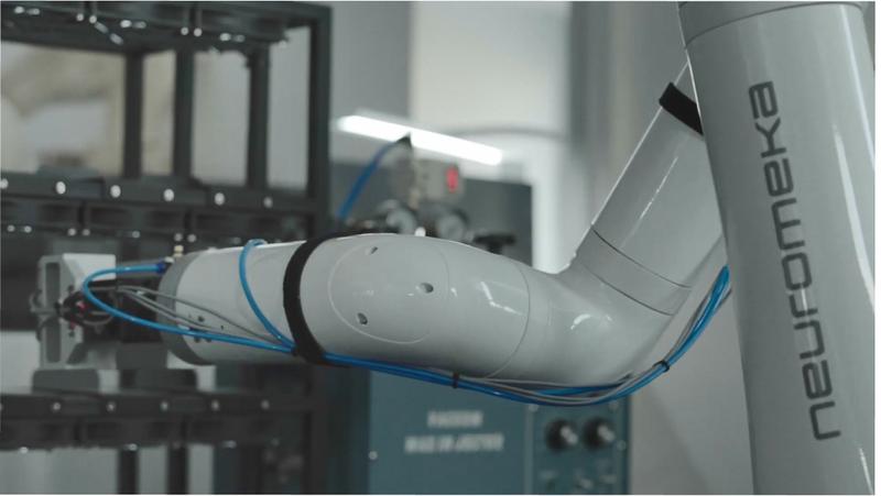 뉴로메카 Indy7을 활용한 주얼리 왁스사출 및 세척