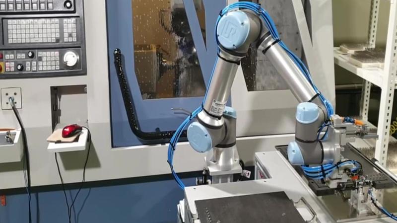 UR5e를 활용한 머시닝 센터 자동 소재공급 장치