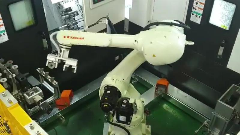 KAWASAKI RS020N을 활용한 WIA KIT 4500 3대 머신텐딩