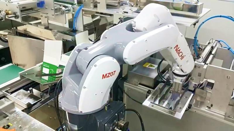 NACHI MZ07을 활용한 파우치 제품 박스 패킹