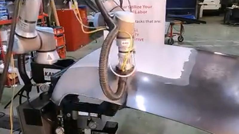 UR10과 온로봇 Sander를 활용한 자동차 후드 폴리싱