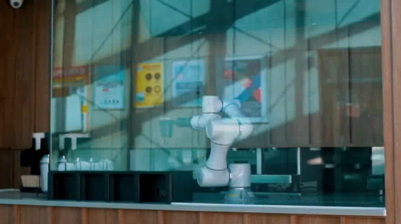 동해휴게소 24시 로봇 카페 온다방