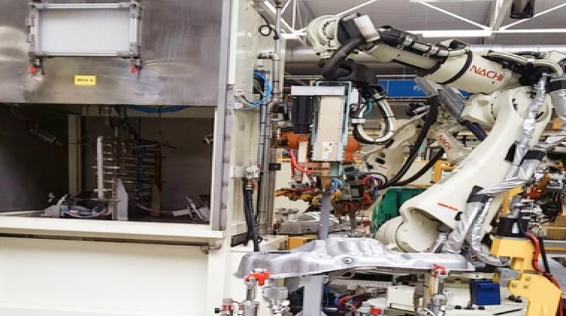 NACHI SRA210을 활용한 알루미늄 오일 팬 스폿용접