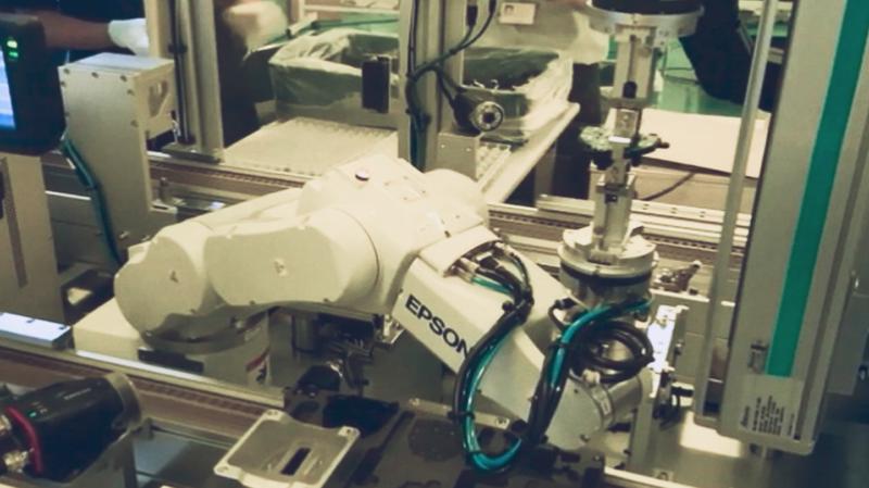직교로봇과 EPSON C4를 활용한 자동차 부품 고무 패킹 조립