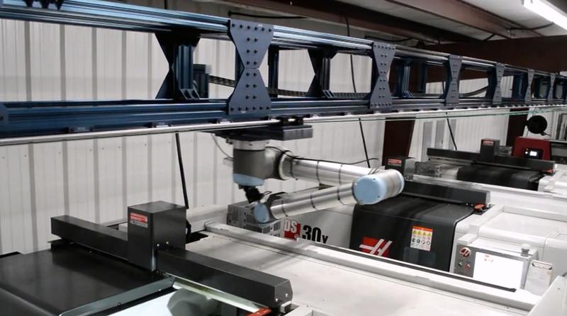 벤션의 레인지 익스텐더와 UR10을 활용한 CNC 머신텐딩