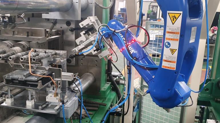 야스카와 GP7을 활용한 샤프트 제작 머신텐딩