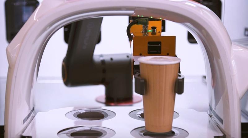 로봇이 커피 제조와 서빙까지, 완벽한 무인 카페 스토랑트 썸네일