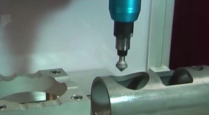 화낙 로봇을 활용한 엔진부품 디버링