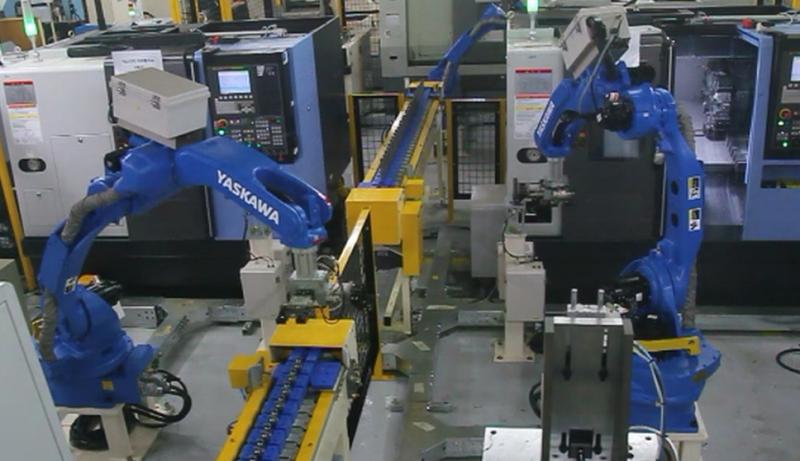 야스카와 로봇 3대를 활용한 두산 터닝센터(6대) 자동차 부품 가공