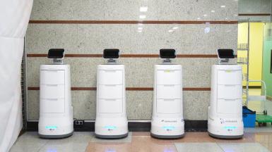LG CLOi ServeBot (서랍형) - 한림대 성심병원 배송로봇편 썸네일